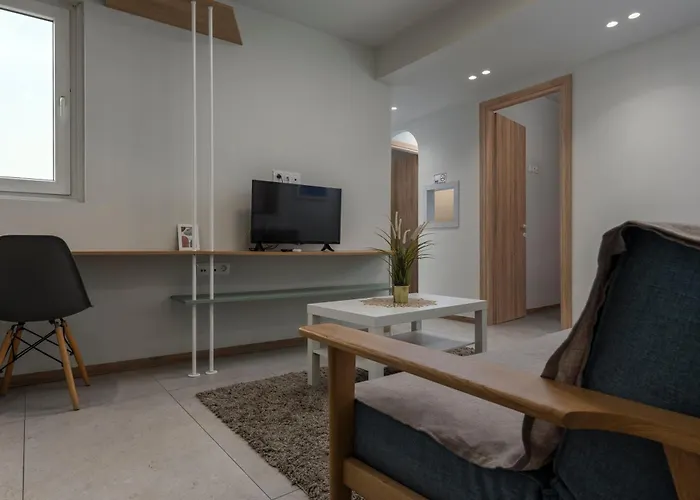 Apartment Vibe Family Comfort Thessaloniki